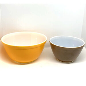 Pyrex Mixing Bowl Citrus Orange & Brown 1.5 Qt 1.5 Pt 402 401 Lot of 2 Ovenware